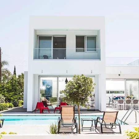 Villa Greco Ccv1 Protaras